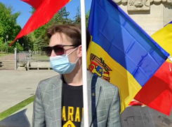 Михаил Амерберг - о представителях ODIP: Кучка нацистов у памятника Штефану