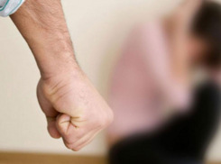 В Италии румын избил сожительницу-молдаванку и ее дочь