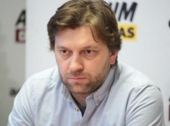 Алайба не унимается и продолжает давить на Стояногло