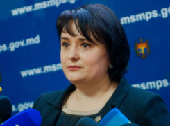 Министр здравоохранения обратилась к псевдоэкспертам с просьбой держать свое мнение при себе