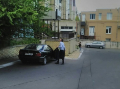 Расслабленного Дорина Киртоакэ «поймали» на кишиневской улице 