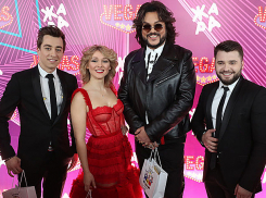 «Это жар, два огня вместе»: российская певица взбудоражилась дуэтом DoReDoS и Киркорова