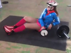 Идеальные попки российских биатлонисток попали на видео в поддержку ульяновских курсантов 