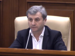 Врачам необходимы конкретные действия, а не советы Стурзы, Усатого и прочих «вирусологов», - депутат