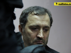 За год тюремного заключения Филат сильно постарел и поседел 