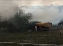Водитель автоцистерны спас дом от пожара - благодарная хозяйка ищет героя