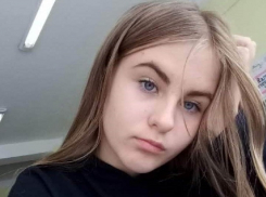 «Уехала с возлюбленным на такси» - в Яловенском районе ищут 14-летнюю девушку