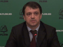 Проигнорировавший вчера заседание МСК либерал-демократ должен был проголосовать за отставку Киртоакэ 