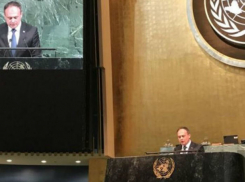 Чудовищное состояние дорог и высокую смертность на них утаил Канду на Генассамблее ООН