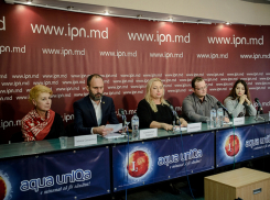 Защитники животных призвали кишиневцев голосовать за Иона Чебана