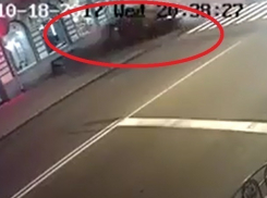 Опубликовано видео с жутким наездом «мажорки» на гуляющих людей в Харькове