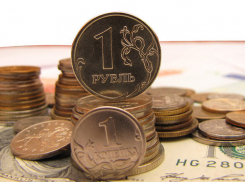 Падение рубля, евро и румынского лея ждет жителей Молдовы в среду 