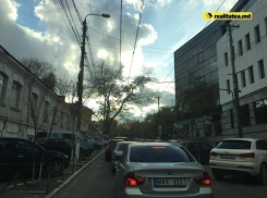 Кишинев погряз в пробках даже в выходной день 