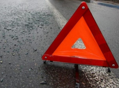 В ночной аварии в Ниспоренах пострадали 73-летняя женщина и ее внучка