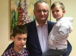Президент Молдовы отправился с визитами за рубеж