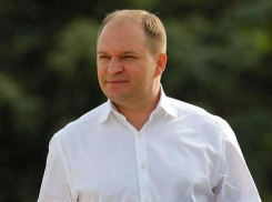 Директор лицея и классный руководитель кандидата в генпримары рассказали, как он учился