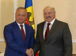 Группа детей из Молдовы и партия вина отправятся в Беларусь