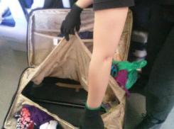 Украинка попыталась тайно вывезти в Польшу 8-летнего сына в чемодане