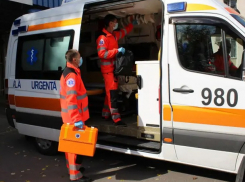 Два жестоких нападения на медиков скорой помощи за выходные: кулаки, топор и травмы