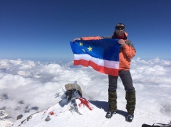 Восхождением на Эльбрус поздравил родной город Чадыр-Лунга житель Гагаузии