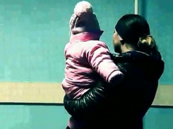 Житель Яловен сделал женщину своей секс-рабыней, а ее детей - уличными попрошайками