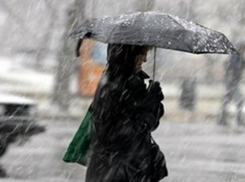 Резкое похолодание и дожди со снегом ударят в выходные по Молдове