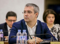 Жена заразившегося коронавирусом Сырбу рассказала о его самочувствии