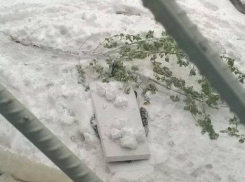 На одной из улиц Кишинева насмерть замерз мужчина 