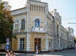 Юристы примэрии пропускали заседания суда. Не хватает штата из-за копеечных зарплат