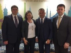 Нуланд - Плахотнюку: Продолжайте в том же духе, и мы вас поддержим 