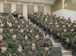 Новое меню для молдавских солдат: будет меньше хлеба и больше мяса