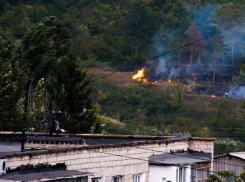 Масштабный пожар вспыхнул в столице за час до усиления ветра 