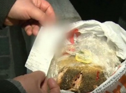 Испорченный карп из столичного супермаркета возмутил мужчину