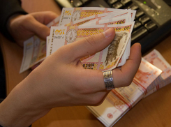 Органам местного управления не хватает средств на зарплаты бюджетникам