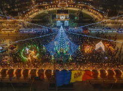 Примэрия Кишинева потратила около миллиона леев на украшение города к зимним праздникам