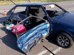 Трехмесячная девочка на руках мамы погибла в автокатастрофе