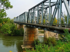 Румыны пообещали отремонтировать четыре моста через Прут