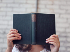 Минкульт объявил кампанию по чтению вслух комиксов