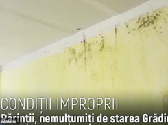 В столичном детском саду №151 осыпается штукатурка и буйным цветом растет плесень