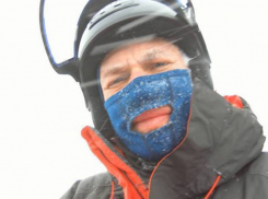 Молдавский спортсмен пришел вторым в марафоне на Северном полюсе в 30-градусный мороз 