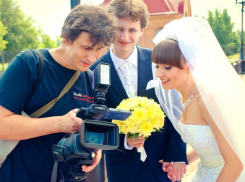 Свадебных фотографов, видеооператоров и музыкантов призвали «сдаться» в руки налоговиков