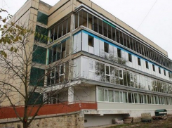 Рухнувшая стена здания в Чимишлии насмерть придавила мужчину