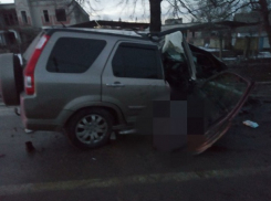 Сотрудник полиции устроил аварию, в которой погиб пассажир его авто