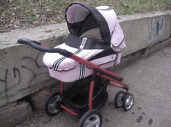 Кошка-убийца задушила младенца, которого родители вывезли на улицу в коляске