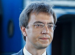 Предателем назвали украинского министра, жена которого родила в США