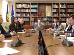 Платформа TUX: обсуждение перешло на уровень парламента, новые детали от Чернэуцану