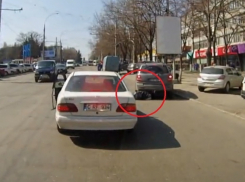 На Буюканах пожилой мужчина оказался под колесами автомобиля