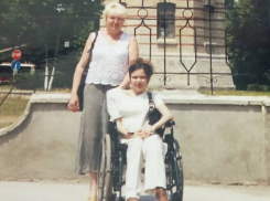 Живущий в Кишиневе отчим разорил женщину-инвалида после смерти ее матери