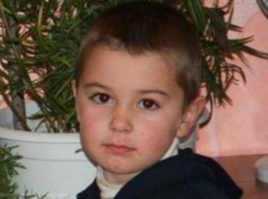 Подросток, застреливший ребенка в Теленештах, уехал с матерью за границу