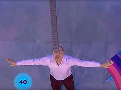 Мощный нос и 50 граненых стаканов помогли уроженцу Гагаузии попасть в Книгу рекордов России 